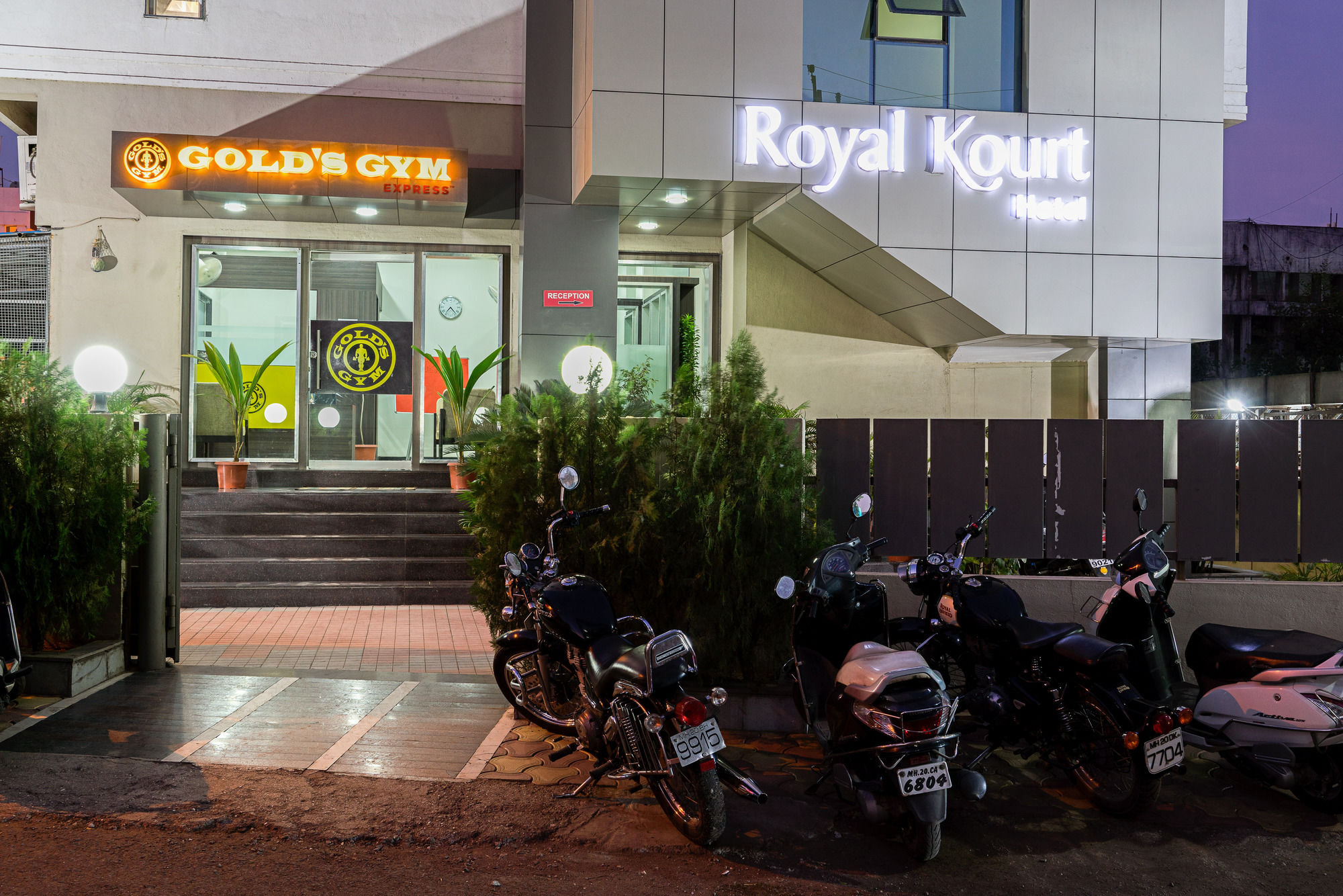 Hotel Treebo Trend Royal Kourt Aurangabad Zewnętrze zdjęcie